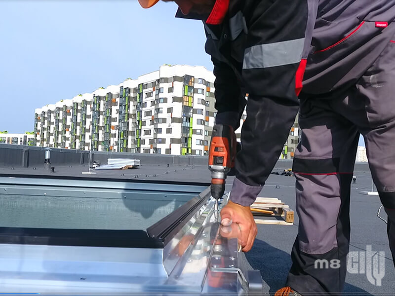 Ремонт зенитных фонарей. Почему и когда он нужен?