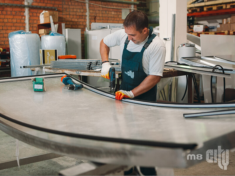 производство зенитных фонарей, фасадных кассет и дымовых люков (люков дымоудаления) 