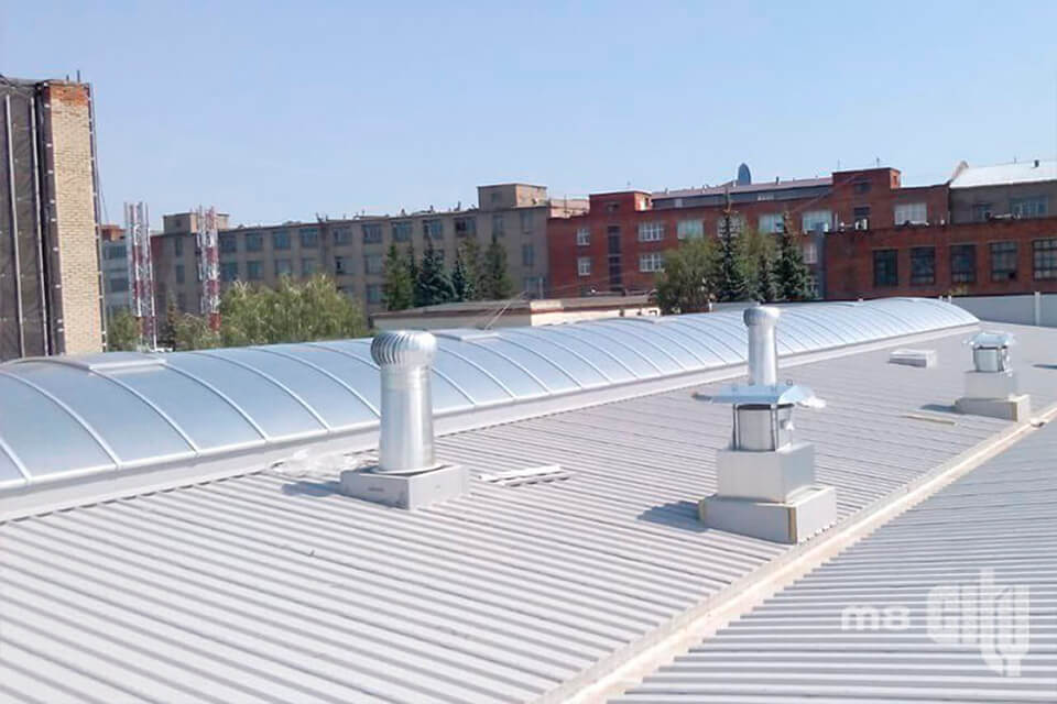 Зенитные фонари промышленных зданий