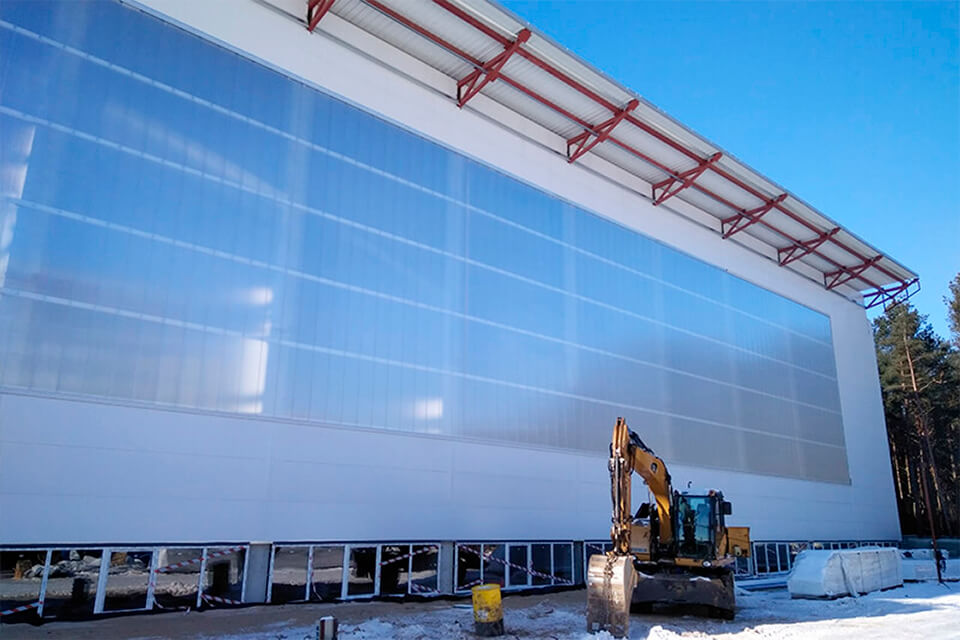 Ленточное остекление: принципы и технологии