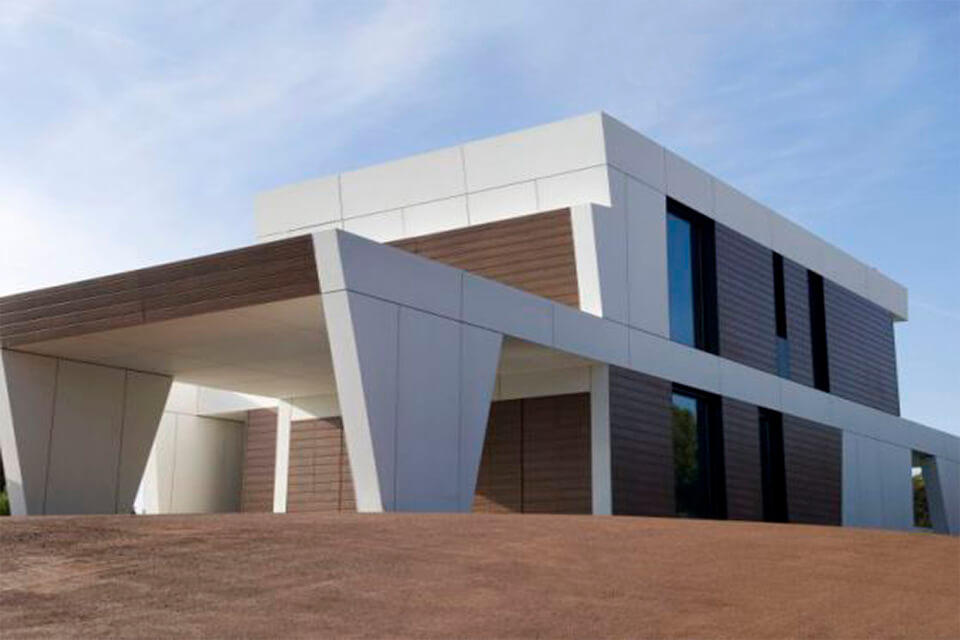 Фиброцементные панели и плиты - материал для создания уникального облика здания.